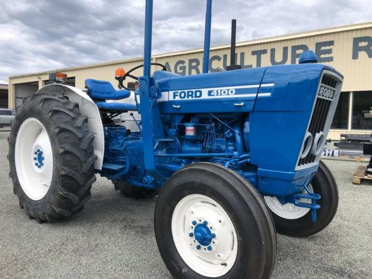 Ford 4100 arceau tracteur à 14 000 € sans tva - Трактор: фото 1 Ford 4100 arceau tracteur à 14 000 € sans tva - Трактор: фото 1