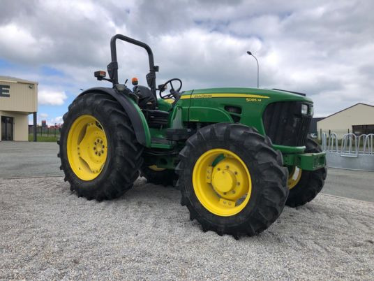 John Deere 5085M TRACTEUR arceau - Трактор: фото 1 John Deere 5085M TRACTEUR arceau - Трактор: фото 1