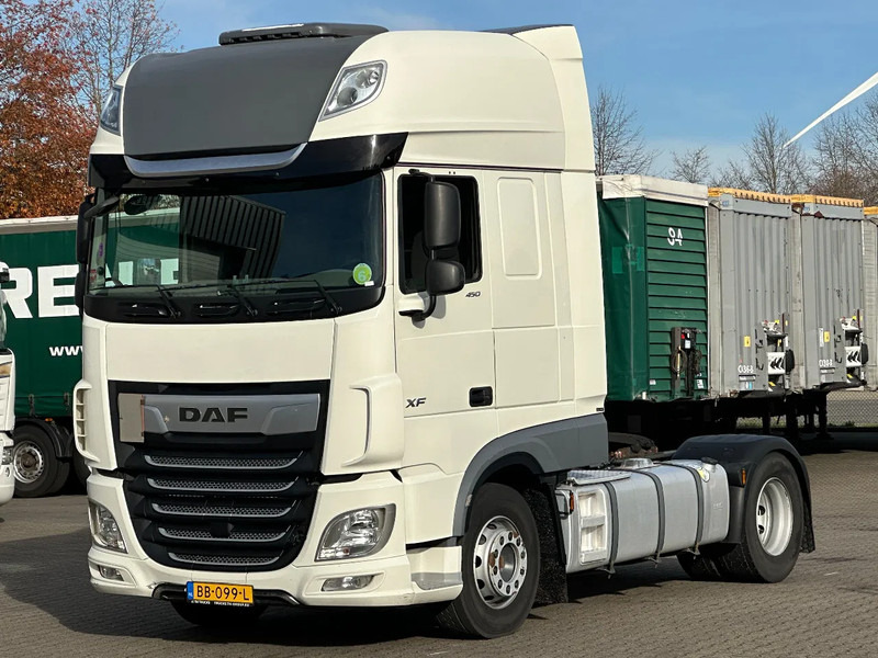DAF XF 450 Super Space Cab Euro 6 - Тягач: фото 1 DAF XF 450 Super Space Cab Euro 6 - Тягач: фото 1