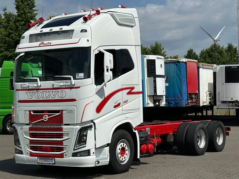 Volvo FH 16.750 6x4 Globe XL Chassis Retarder 4.30 Wb Full Air - Грузовик-шасси: фото 1 Volvo FH 16.750 6x4 Globe XL Chassis Retarder 4.30 Wb Full Air - Грузовик-шасси: фото 1
