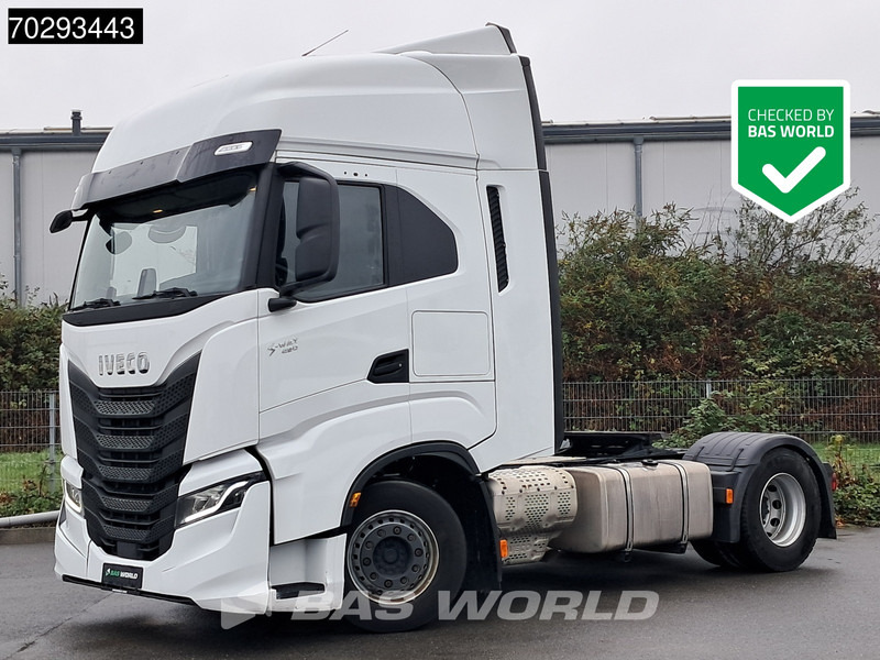 Iveco S-Way 490 4X2 Retarder Standairco 2xTanks ACC LED Navi Euro 6 - Тягач: фото 1 Iveco S-Way 490 4X2 Retarder Standairco 2xTanks ACC LED Navi Euro 6 - Тягач: фото 1