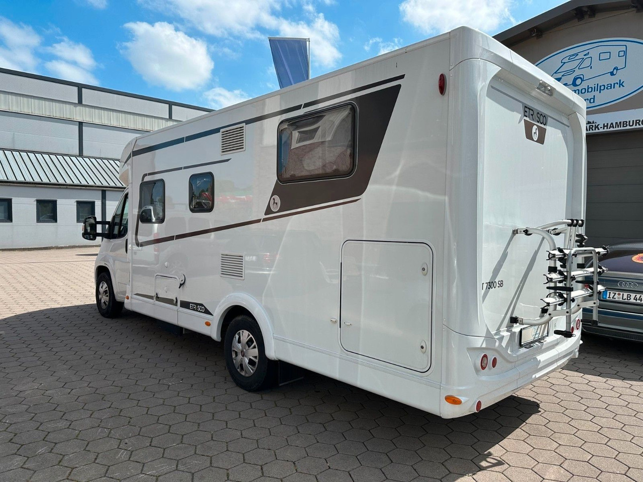 Etrusco T 7300 SB/Einzelbetten+Hubbett/Garage/Klima/TOP - Полуинтегрированный автодом: фото 4 Etrusco T 7300 SB/Einzelbetten+Hubbett/Garage/Klima/TOP - Полуинтегрированный автодом: фото 4