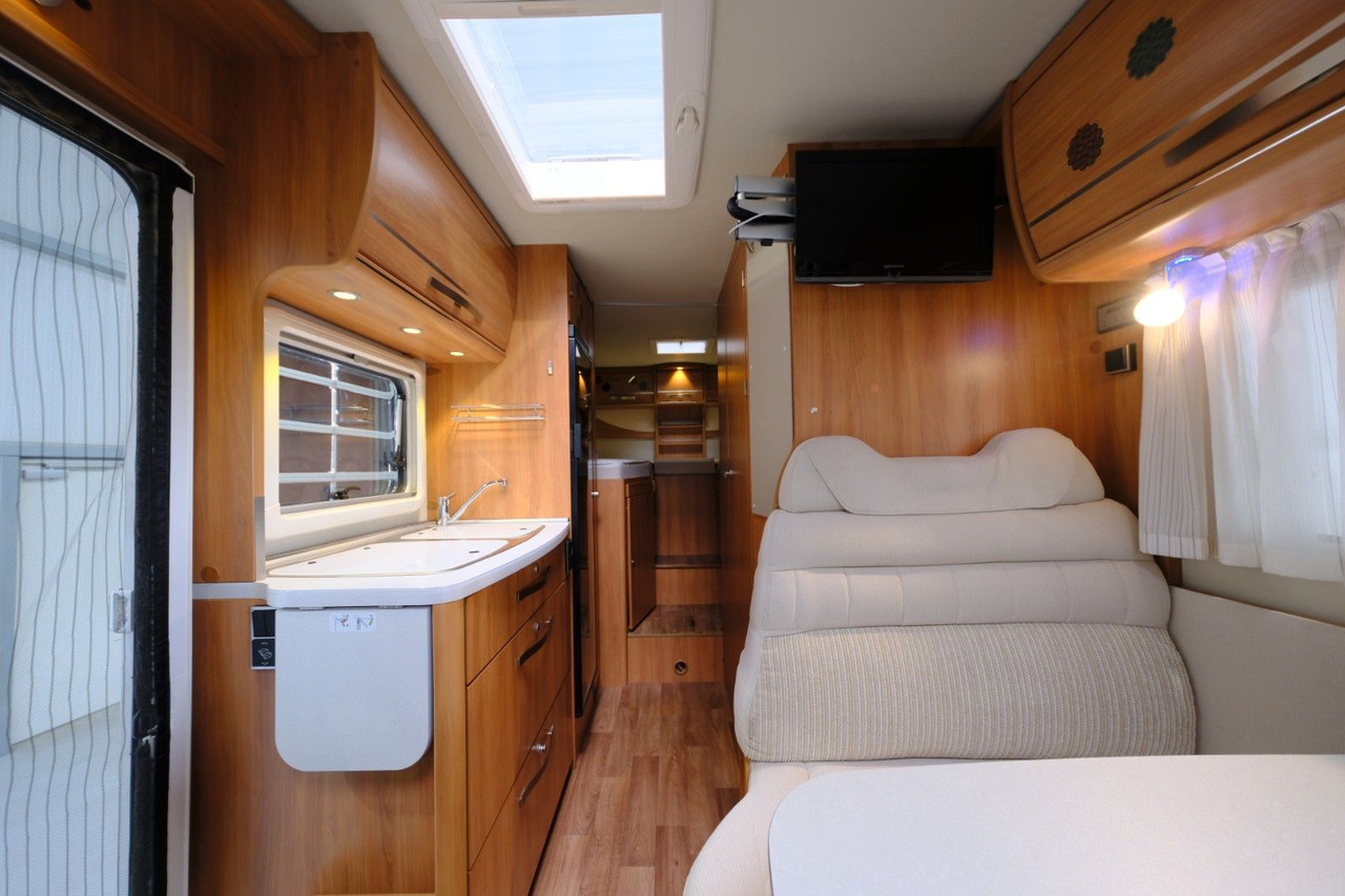 Полуинтегрированный автодом HYMER / ERIBA / HYMERCAR ML-T 580/1.Hand/Automatik/Einzelbetten/TOP: фото 13