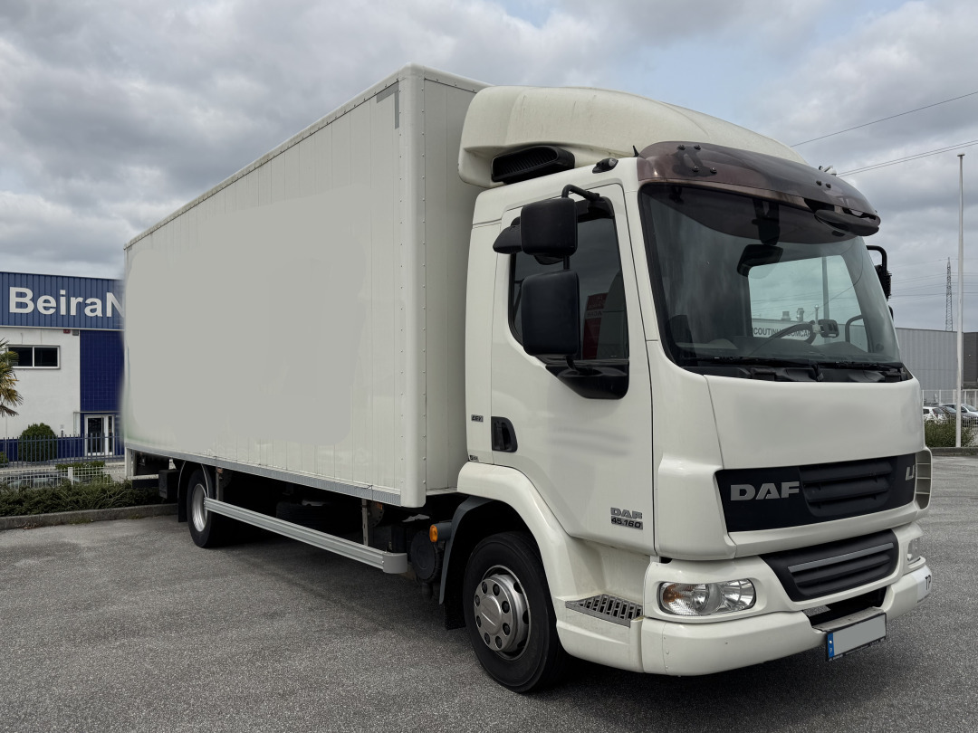 DAF LF 160 45IV - Грузовик с закрытым кузовом: фото 2 DAF LF 160 45IV - Грузовик с закрытым кузовом: фото 2