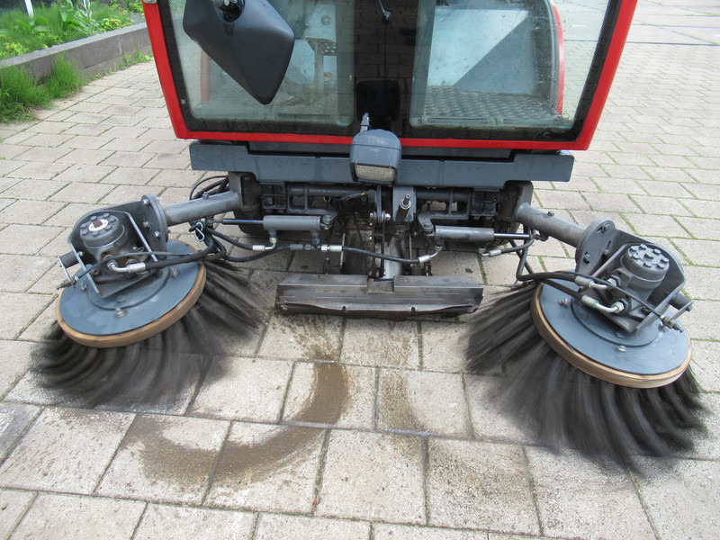 Подметально-уборочная машина Bucher CITY SPIDER Veegmachine KehrMachine: фото 7