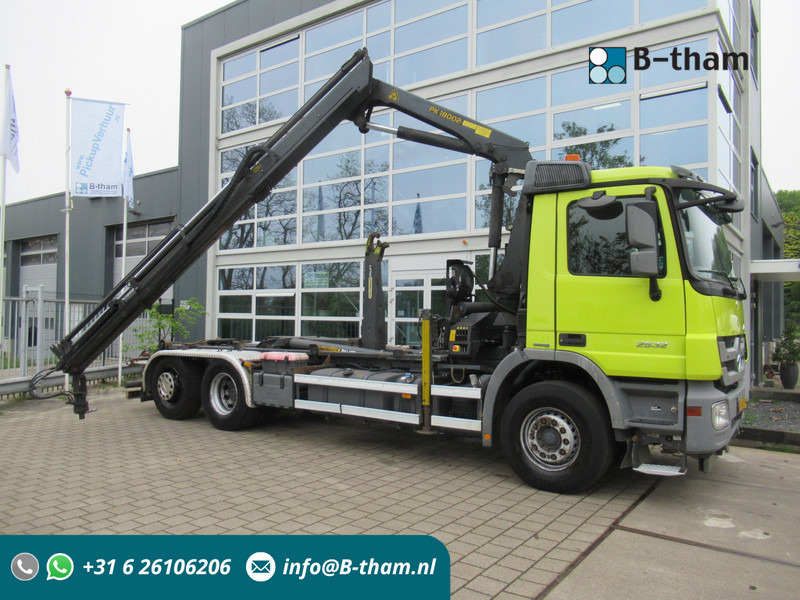 Mercedes-Benz Actros 2532 LTNLA 6X2 Hooklift + Crane, Haak - Kraan - Крюковой мультилифт, Автоманипулятор: фото 1 Mercedes-Benz Actros 2532 LTNLA 6X2 Hooklift + Crane, Haak - Kraan - Крюковой мультилифт, Автоманипулятор: фото 1