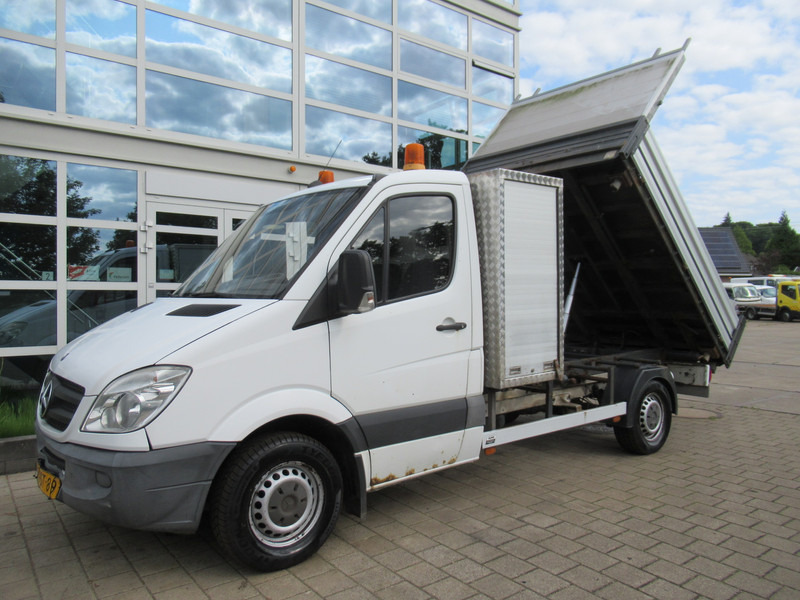 Mercedes-Benz Sprinter 310 2.2 CDI 70KW 366 3-Z./S./W. Kipper Tipper - Малотоннажный самосвал: фото 2 Mercedes-Benz Sprinter 310 2.2 CDI 70KW 366 3-Z./S./W. Kipper Tipper - Малотоннажный самосвал: фото 2