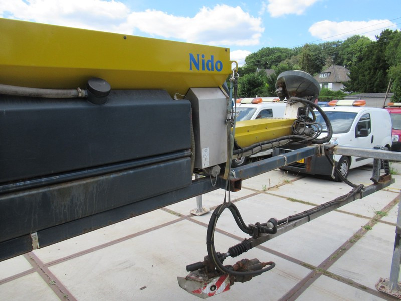 Разбрасыватель песка/ Соли NIDO - Schmidt STRATOS B08-27 PALN 0,8m3 + 350 L Zoutstrooier: фото 6