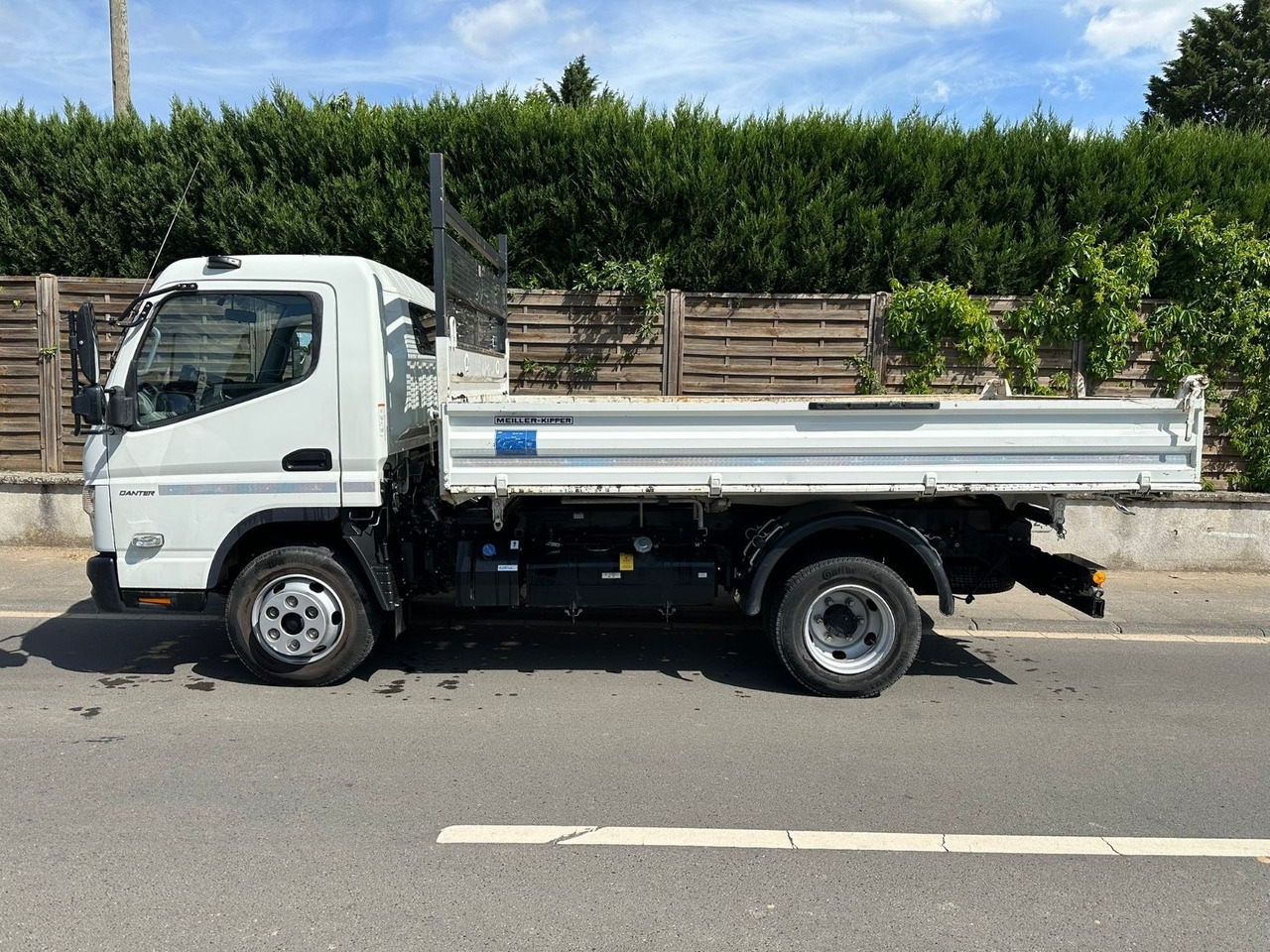 FUSO Canter 7C18/Meiller 3-S-K*Top-Deal!* - Малотоннажный самосвал: фото 3 FUSO Canter 7C18/Meiller 3-S-K*Top-Deal!* - Малотоннажный самосвал: фото 3