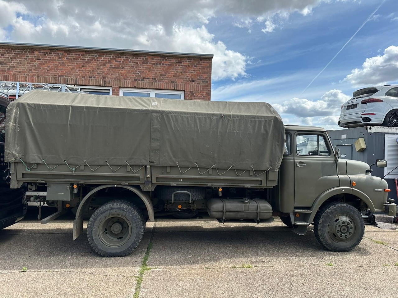 MAN 11.136 HA 4X4*H-zul.*schön*ex belg. Armee - Тентованный фургон: фото 3 MAN 11.136 HA 4X4*H-zul.*schön*ex belg. Armee - Тентованный фургон: фото 3