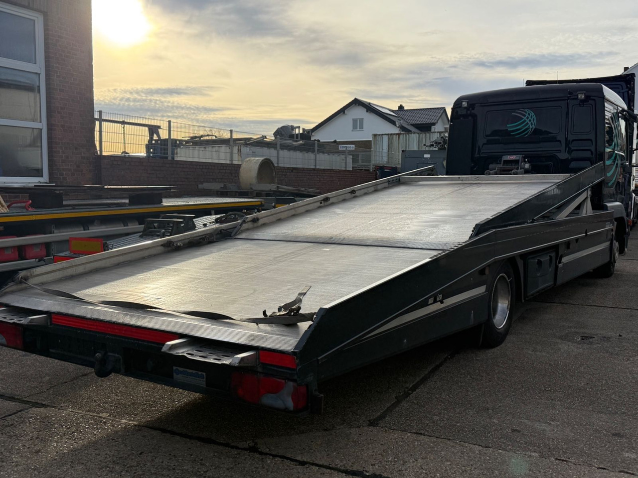 MAN TGL 8.210BL Moetefindt Doppelstock, Klima, Winde - Автовоз: фото 3 MAN TGL 8.210BL Moetefindt Doppelstock, Klima, Winde - Автовоз: фото 3