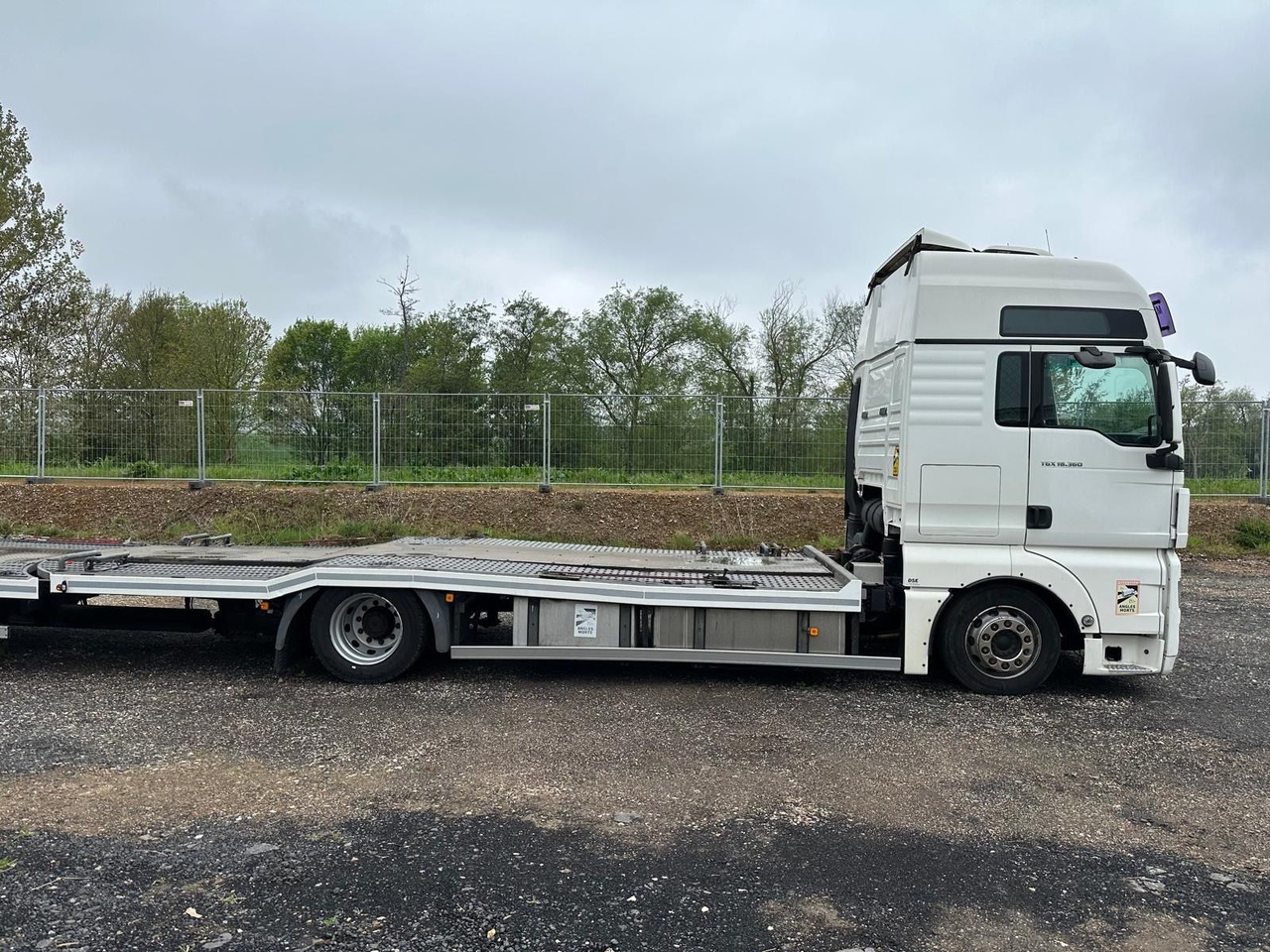 MAN TGX 18.360 Flachzug*3er*XXL*Winde*Retarder - Автовоз: фото 3 MAN TGX 18.360 Flachzug*3er*XXL*Winde*Retarder - Автовоз: фото 3