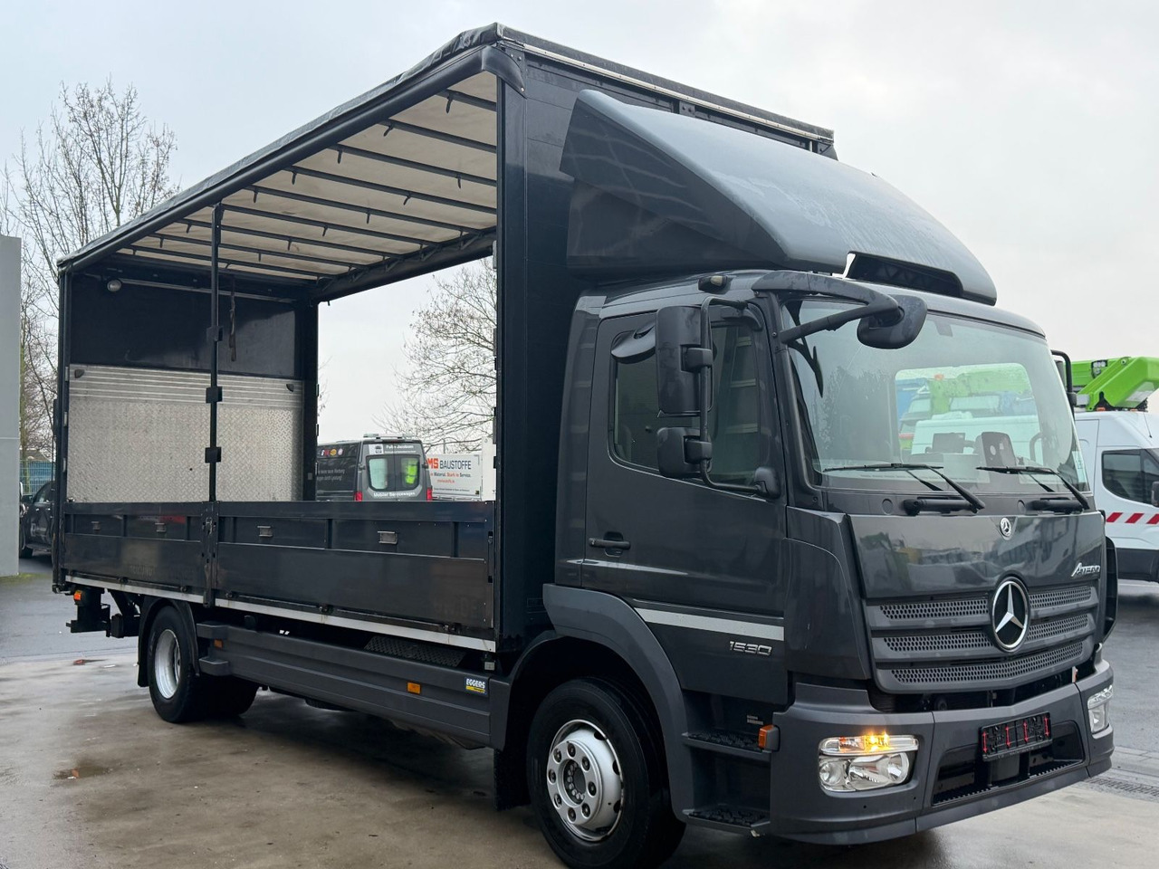 Mercedes-Benz Atego 1530 Pritsche/Plane, Palfinger Lbw, Edscha - Тентованный грузовик: фото 3 Mercedes-Benz Atego 1530 Pritsche/Plane, Palfinger Lbw, Edscha - Тентованный грузовик: фото 3