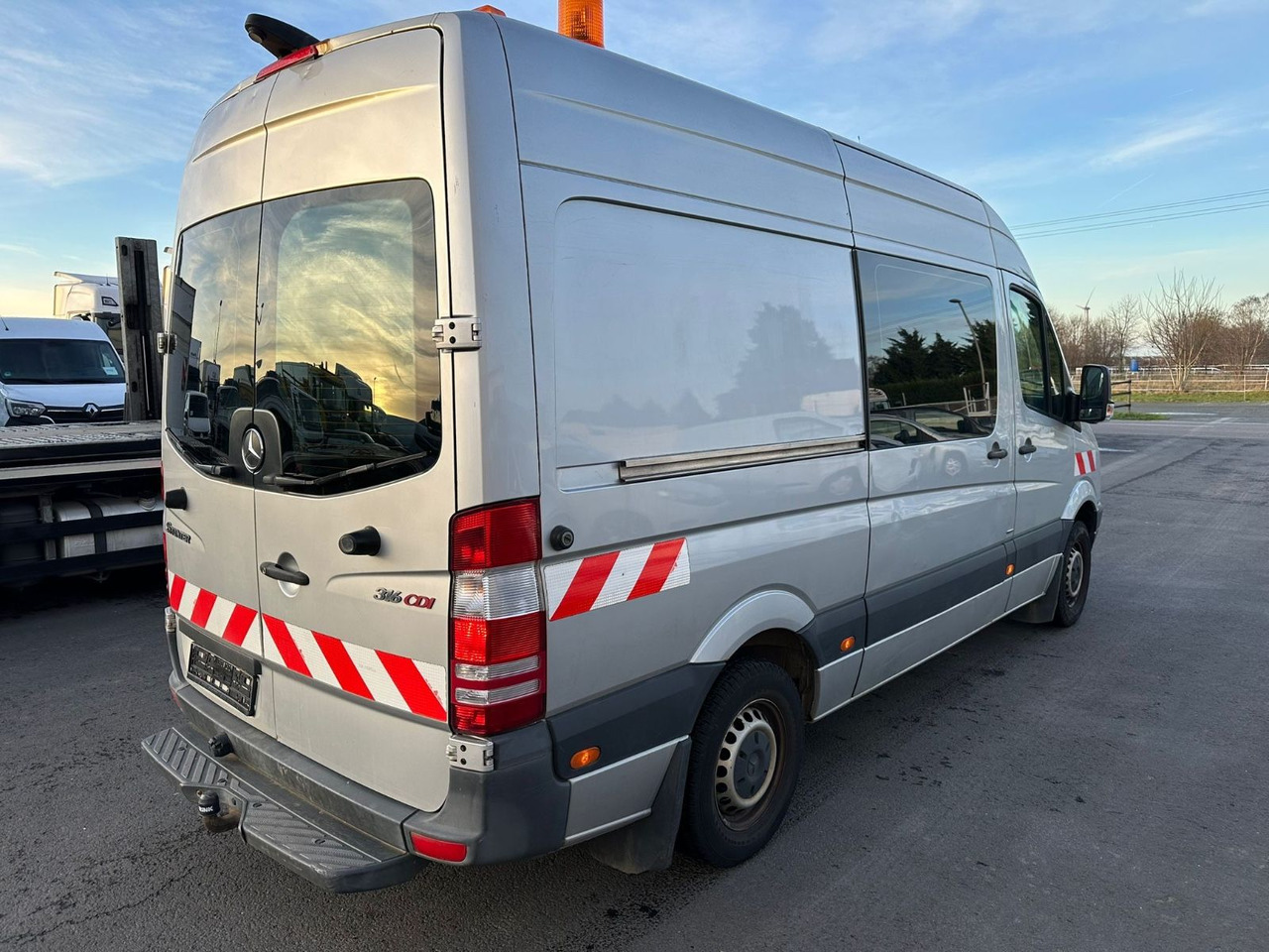 Mercedes-Benz Sprinter 316 CDI*Werkstattausbau*orig.ATM - Цельнометаллический фургон: фото 3 Mercedes-Benz Sprinter 316 CDI*Werkstattausbau*orig.ATM - Цельнометаллический фургон: фото 3