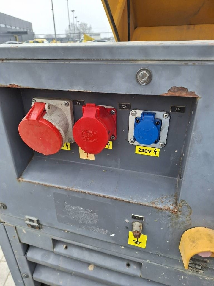 Atlas Copco QAX 40 - Электрогенератор: фото 4 Atlas Copco QAX 40 - Электрогенератор: фото 4