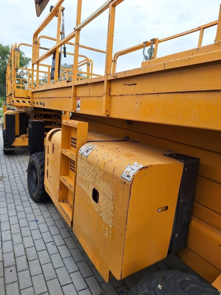 Haulotte H 15 SXL - Ножничный подъемник: фото 5 Haulotte H 15 SXL - Ножничный подъемник: фото 5