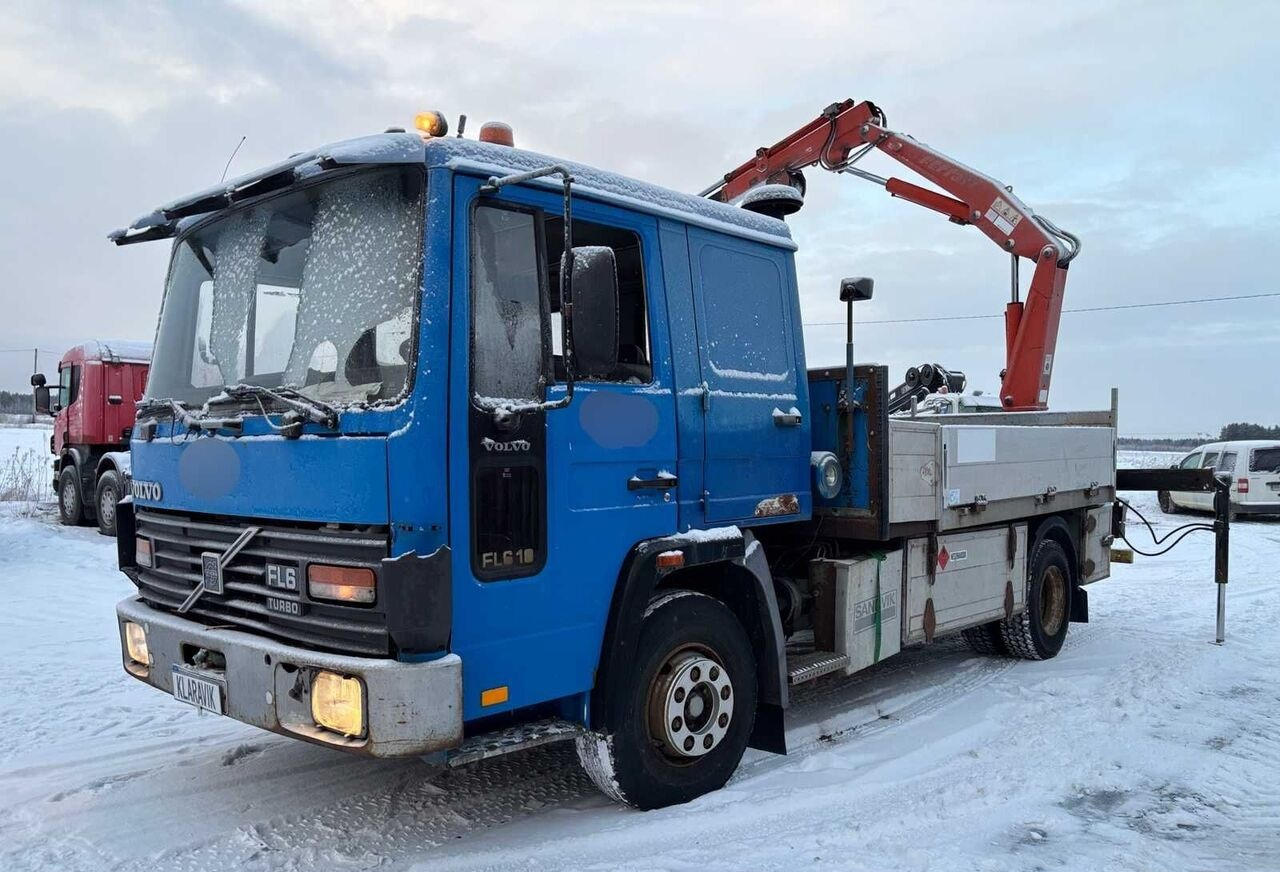 Volvo FL6 - Грузовик бортовой/ Платформа, Автоманипулятор: фото 1 Volvo FL6 - Грузовик бортовой/ Платформа, Автоманипулятор: фото 1