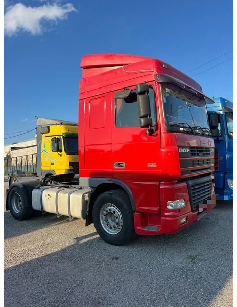 DAF XF 95 430 Manual - Терминальный тягач: фото 4 DAF XF 95 430 Manual - Терминальный тягач: фото 4