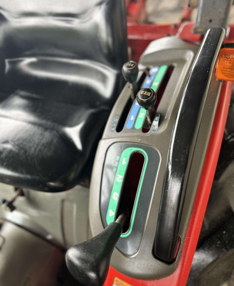 Yanmar F230 - Трактор: фото 5 Yanmar F230 - Трактор: фото 5
