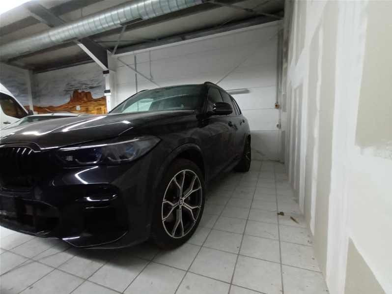 BMW X5 xDrive 40 i M Sport LED HEAD UP STANDHEIZUNG - Внедорожник: фото 2 BMW X5 xDrive 40 i M Sport LED HEAD UP STANDHEIZUNG - Внедорожник: фото 2