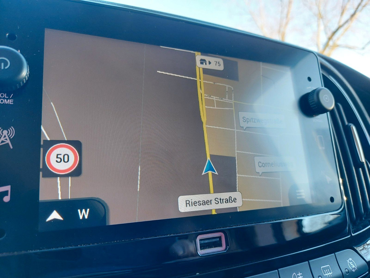 Fiat Doblo Doblò SX Kasten KLIMA DAB KAMERA NAVI - Пассажирский фургон: фото 4 Fiat Doblo Doblò SX Kasten KLIMA DAB KAMERA NAVI - Пассажирский фургон: фото 4