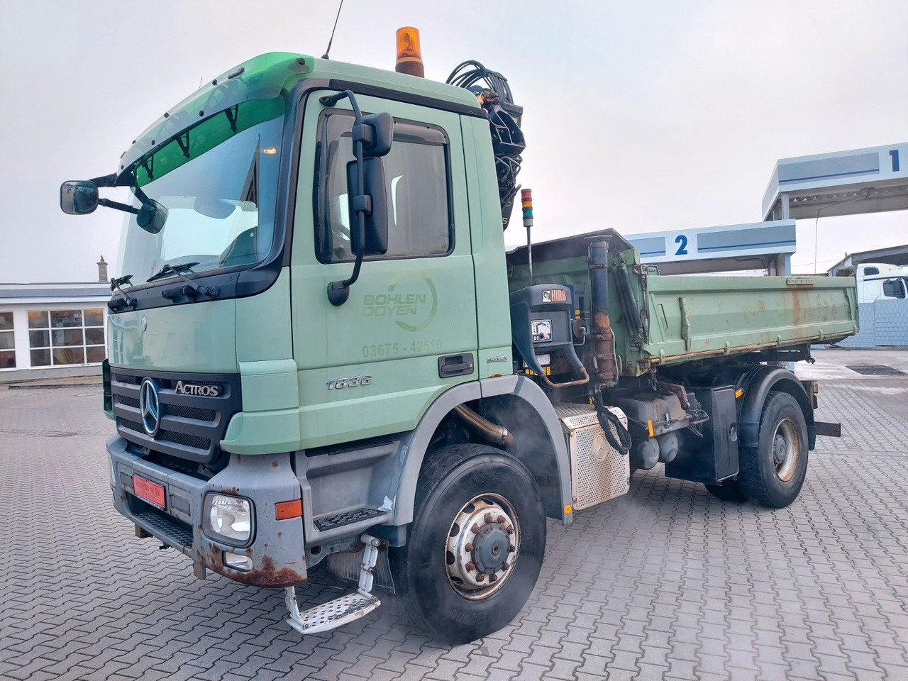Mercedes-Benz Actros 2/3 6-Zyl.1836 ALLRAD 4x4 Dreiseitk: Kran Mercedes-Benz Actros 2/3 6-Zyl.1836 ALLRAD 4x4 Dreiseitk. Kran - Самосвал, Автоманипулятор: фото 4 Mercedes-Benz Actros 2/3 6-Zyl.1836 ALLRAD 4x4 Dreiseitk: Kran Mercedes-Benz Actros 2/3 6-Zyl.1836 ALLRAD 4x4 Dreiseitk. Kran - Самосвал, Автоманипулятор: фото 4