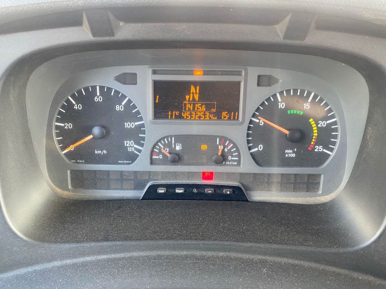 Самосвал Mercedes-Benz Axor 2 C 4-Achser 3243 8x4 KLIMA RETARDER MEILER: фото 13 Самосвал Mercedes-Benz Axor 2 C 4-Achser 3243 8x4 KLIMA RETARDER MEILER: фото 13