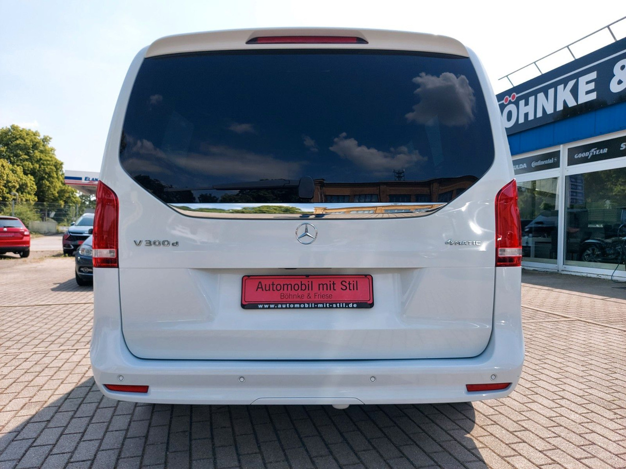 Пассажирский фургон Mercedes-Benz V 300 V -Klasse EDITION 2020 4MATIC lang AMG: фото 13