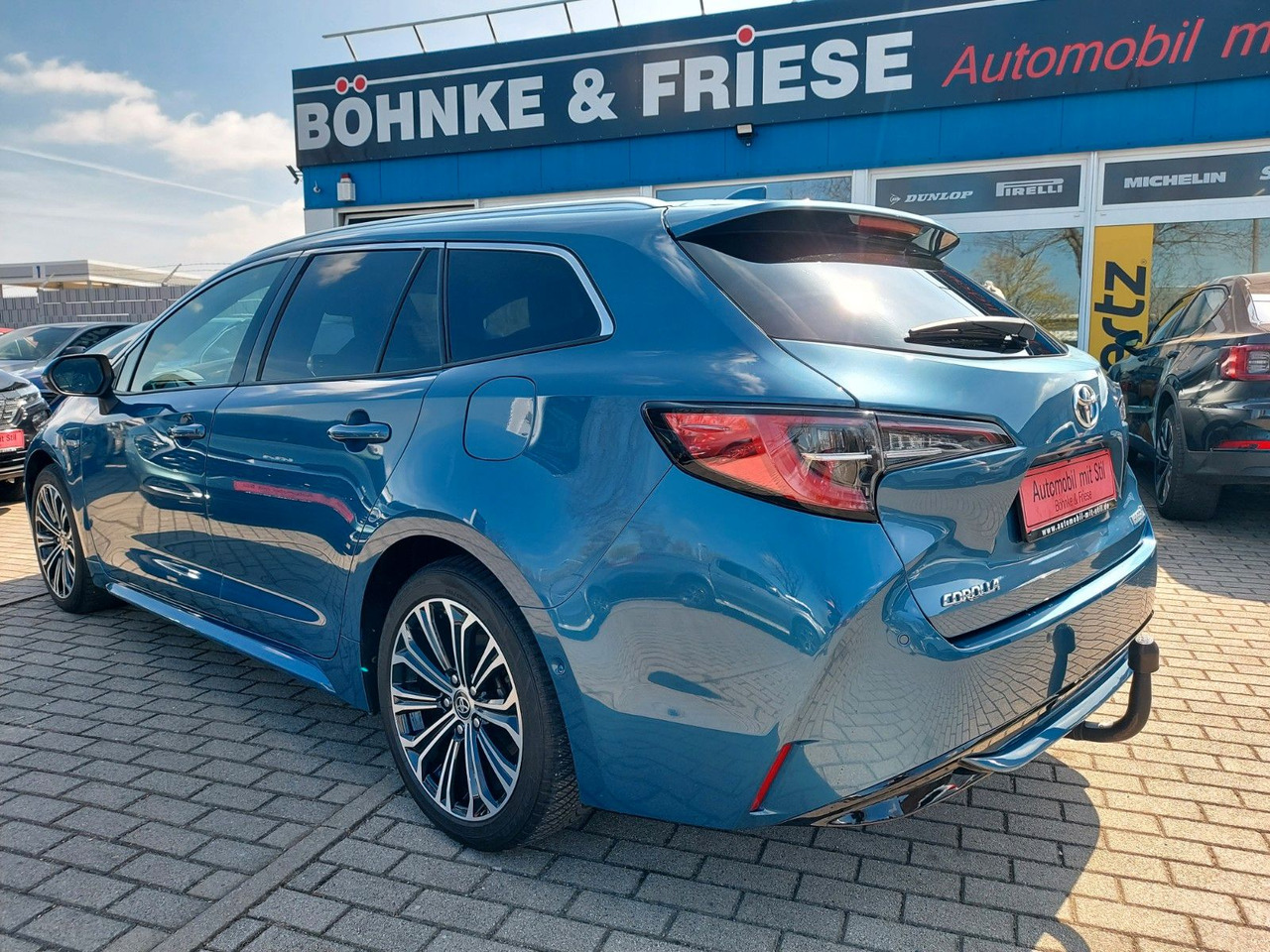 Toyota Corolla Touring Sports Hybrid Lounge Assist DAB - Легковой автомобиль: фото 4 Toyota Corolla Touring Sports Hybrid Lounge Assist DAB - Легковой автомобиль: фото 4