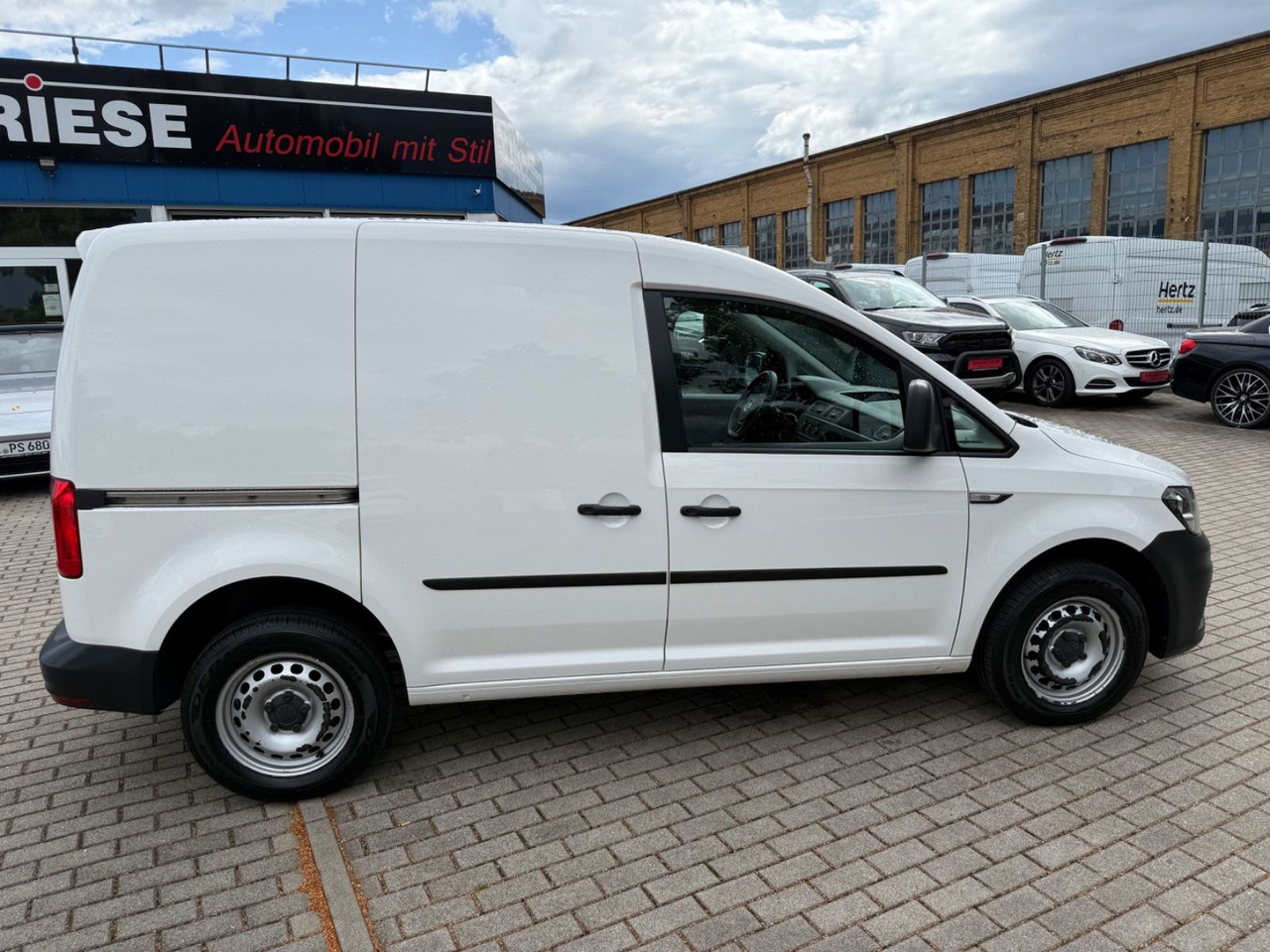 Volkswagen Caddy Nfz Kasten 4Motion KLIMA NAVI 10/25 TÜV - Пассажирский фургон: фото 3 Volkswagen Caddy Nfz Kasten 4Motion KLIMA NAVI 10/25 TÜV - Пассажирский фургон: фото 3
