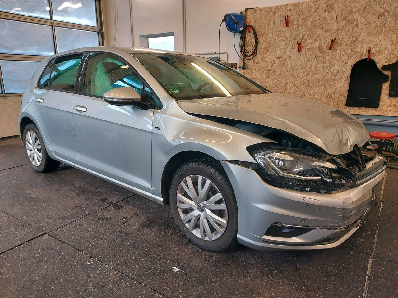 Volkswagen Golf VII Lim. Join LED ACC Radar Navi DAB - Седан: фото 1 Volkswagen Golf VII Lim. Join LED ACC Radar Navi DAB - Седан: фото 1