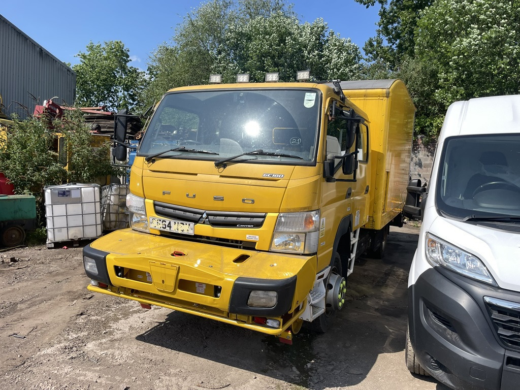 Mitsubishi Fusso - Грузовик с закрытым кузовом: фото 2 Mitsubishi Fusso - Грузовик с закрытым кузовом: фото 2