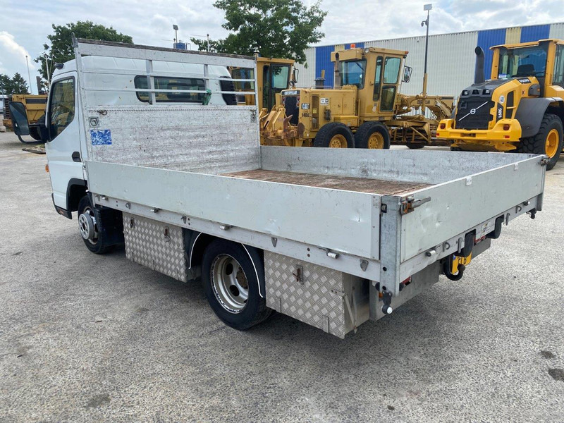 Mitsubishi Fuso Canter 3C18 NVT - Грузовик бортовой/ Платформа: фото 5 Mitsubishi Fuso Canter 3C18 NVT - Грузовик бортовой/ Платформа: фото 5