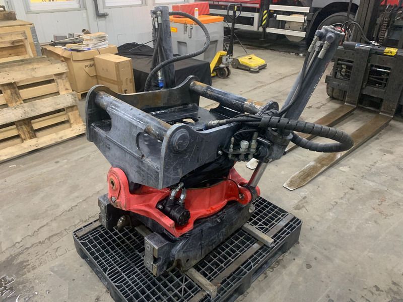 ROTOTILT R8 - Сцепное устройство: фото 4 ROTOTILT R8 - Сцепное устройство: фото 4