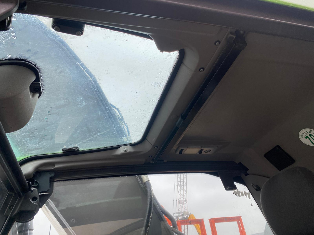 Гусеничный экскаватор Volvo EC300: фото 41