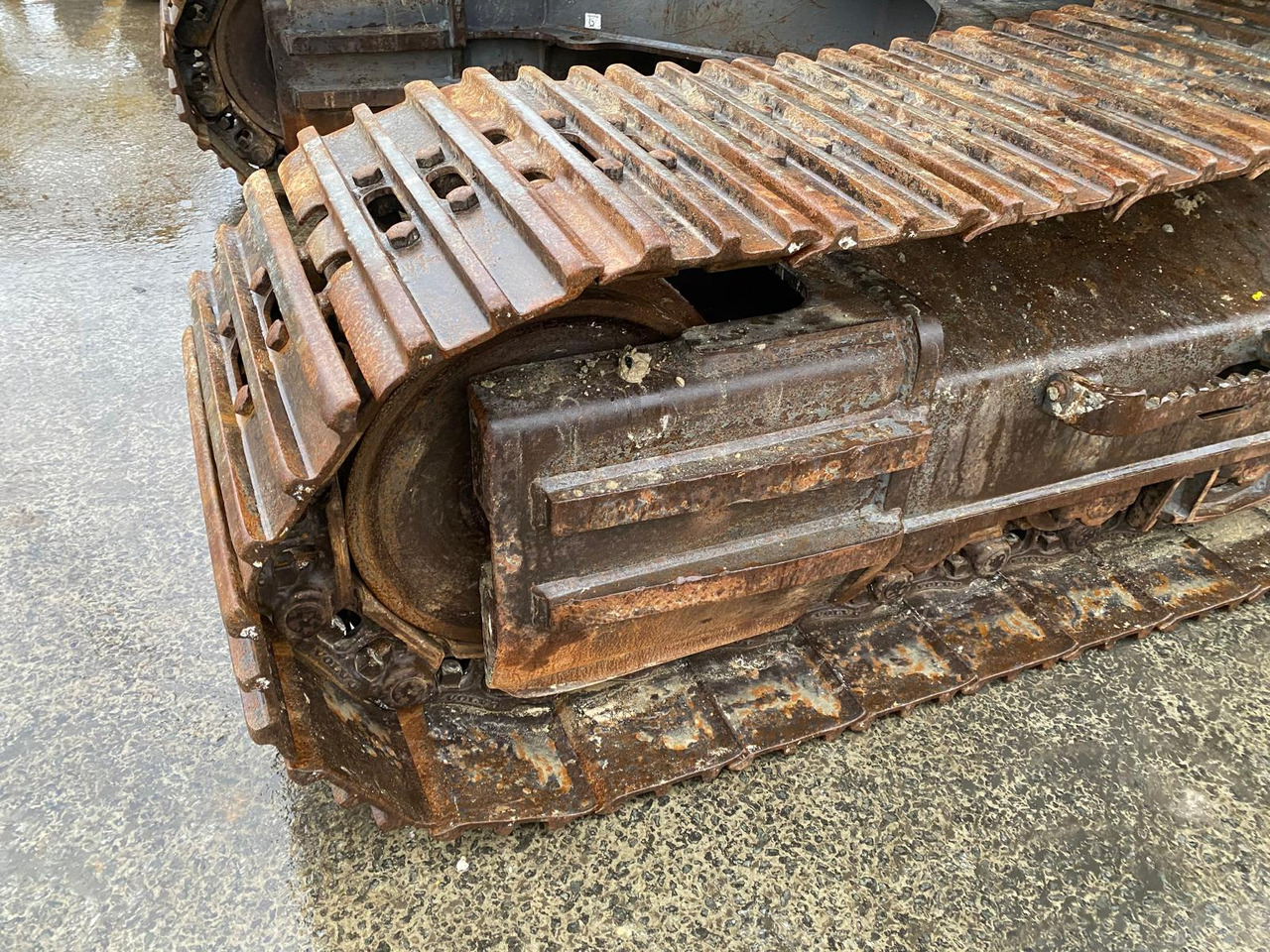 Гусеничный экскаватор Volvo EC300: фото 25