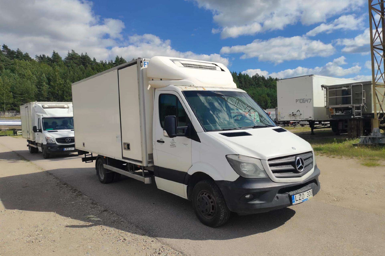 Mercedes-Benz Sprinter - Цельнометаллический фургон: фото 2 Mercedes-Benz Sprinter - Цельнометаллический фургон: фото 2