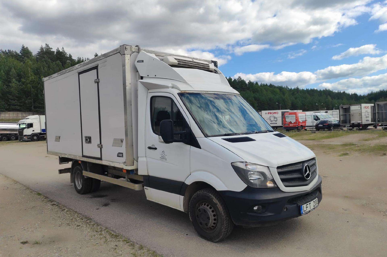 Mercedes-Benz Sprinter - Цельнометаллический фургон: фото 2 Mercedes-Benz Sprinter - Цельнометаллический фургон: фото 2