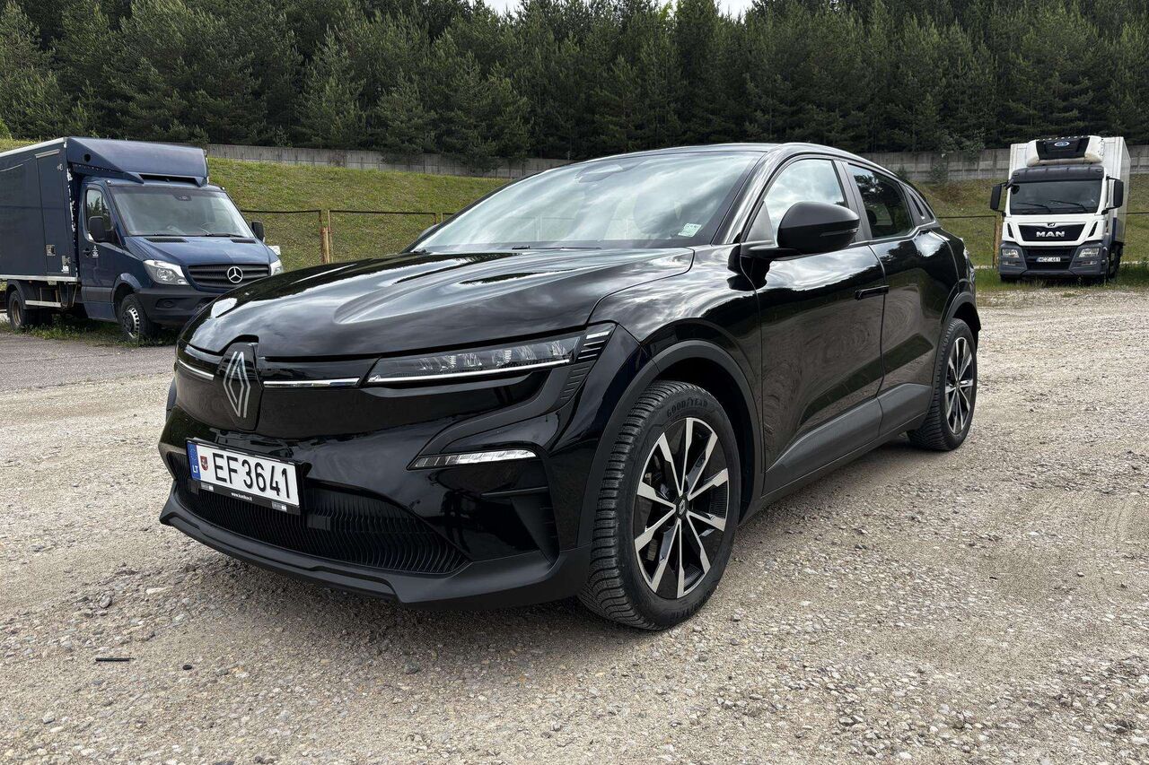 Renault Megane E-Tech - Хэтчбек: фото 1 Renault Megane E-Tech - Хэтчбек: фото 1