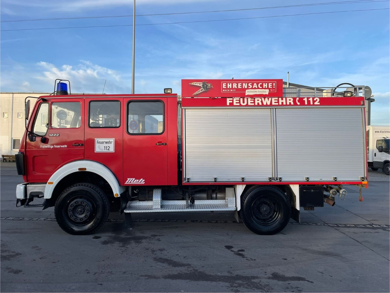 Mercedes-Benz 1222 AF 4x4 Feuerwehr/TLF16/25/2440LTR/215h/DOKA - Грузовик: фото 4 Mercedes-Benz 1222 AF 4x4 Feuerwehr/TLF16/25/2440LTR/215h/DOKA - Грузовик: фото 4