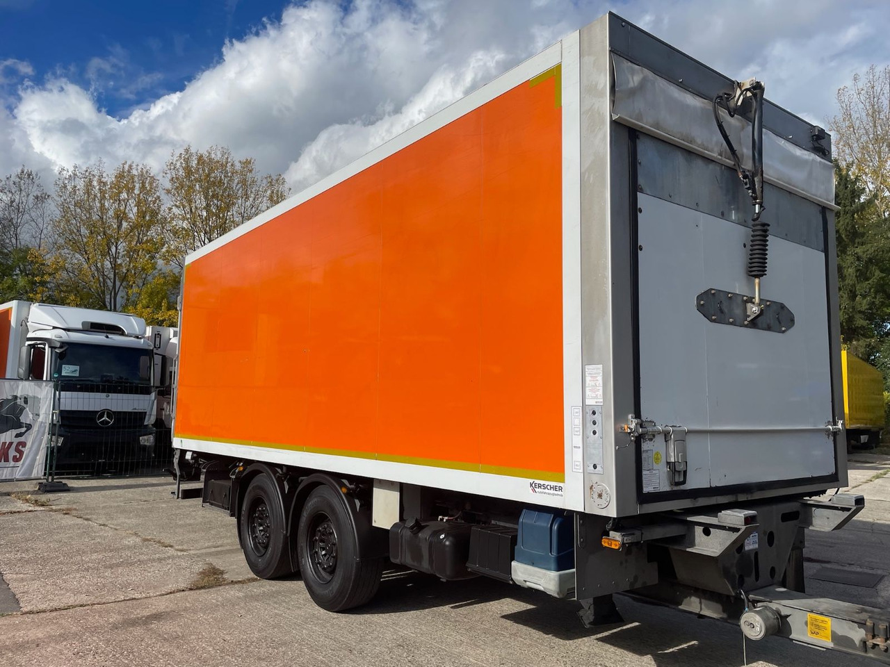 KERSCHER ZAA18 Kühlkoffer/CARRIER/SUPRA900U/LBW - Прицеп-рефрижератор: фото 1 KERSCHER ZAA18 Kühlkoffer/CARRIER/SUPRA900U/LBW - Прицеп-рефрижератор: фото 1