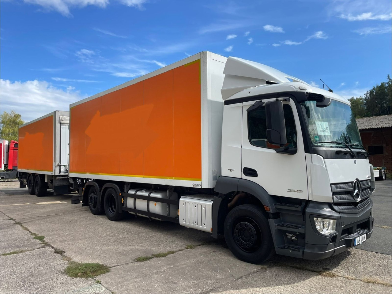 Mercedes-Benz Antos 2543 6x2 Kühlkoffer/CARRIER/KERSCHER/NLA - Рефрижератор: фото 1 Mercedes-Benz Antos 2543 6x2 Kühlkoffer/CARRIER/KERSCHER/NLA - Рефрижератор: фото 1