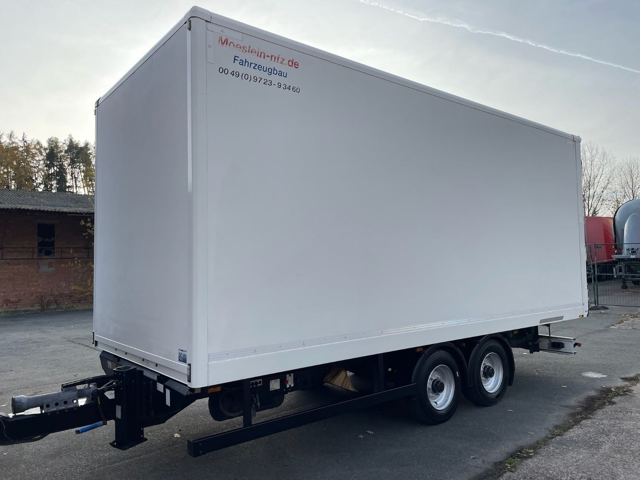 Möslein TKO 105 Tandem-Koffer/TÜV07/2026/Nutzlast-7150kg - Прицеп-фургон: фото 2 Möslein TKO 105 Tandem-Koffer/TÜV07/2026/Nutzlast-7150kg - Прицеп-фургон: фото 2