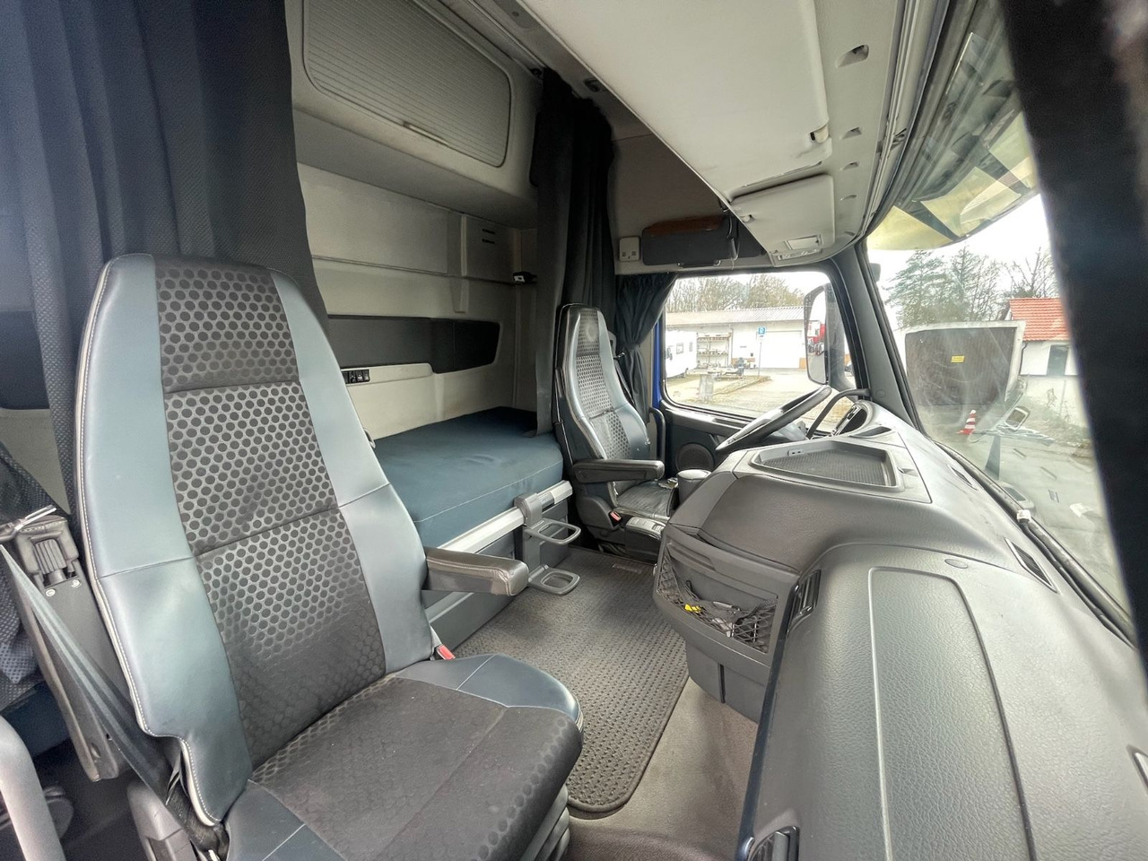 Тентованный грузовик Volvo FH 460 EEV Dreiseiten-Getreidekipper/gel. NLA/AC: фото 12