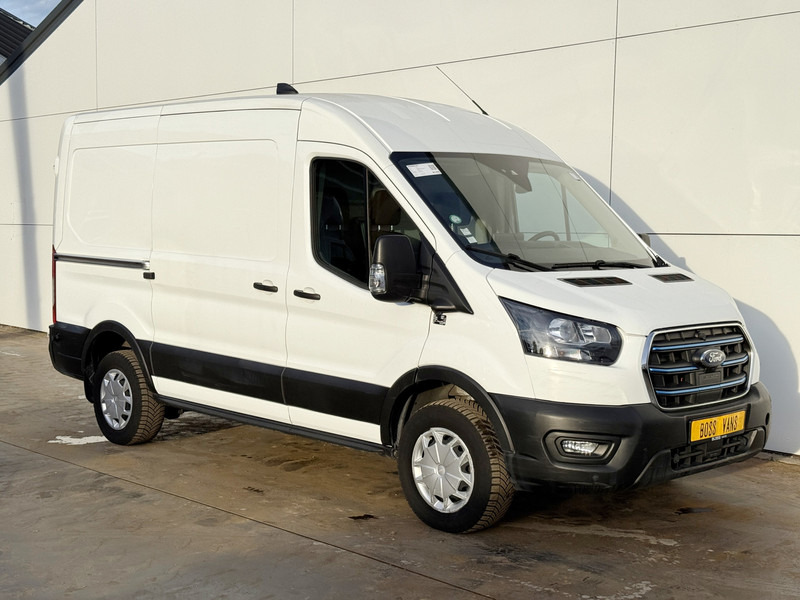 Ford E-Transit 390 75kWh 184PK 390 Elektrisch 75kWh 334km WLTP BEV Snelladen L2H2 Climate Control Tachograaf Carplay 360° Camera Stoelverwarming Parkeersensoren voor achter Laadkabel - Цельнометаллический фургон, Электрический фургон: фото 4 Ford E-Transit 390 75kWh 184PK 390 Elektrisch 75kWh 334km WLTP BEV Snelladen L2H2 Climate Control Tachograaf Carplay 360° Camera Stoelverwarming Parkeersensoren voor achter Laadkabel - Цельнометаллический фургон, Электрический фургон: фото 4