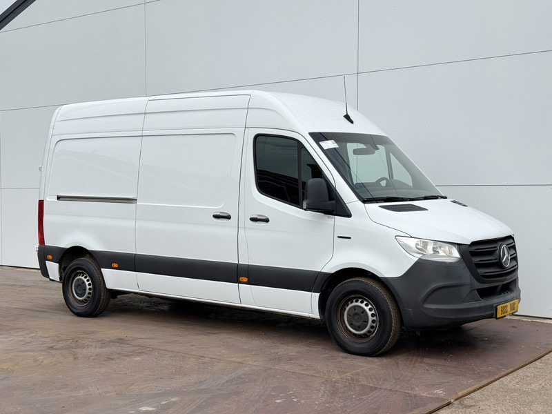 Mercedes-Benz eSprinter 312 - Binnenkort verwacht! L2H2 100% Elektrisch 55kWh 168km WLTP 80kw Snelladen Climate Control Camera Stoelverwarming - Цельнометаллический фургон, Электрический фургон: фото 4 Mercedes-Benz eSprinter 312 - Binnenkort verwacht! L2H2 100% Elektrisch 55kWh 168km WLTP 80kw Snelladen Climate Control Camera Stoelverwarming - Цельнометаллический фургон, Электрический фургон: фото 4
