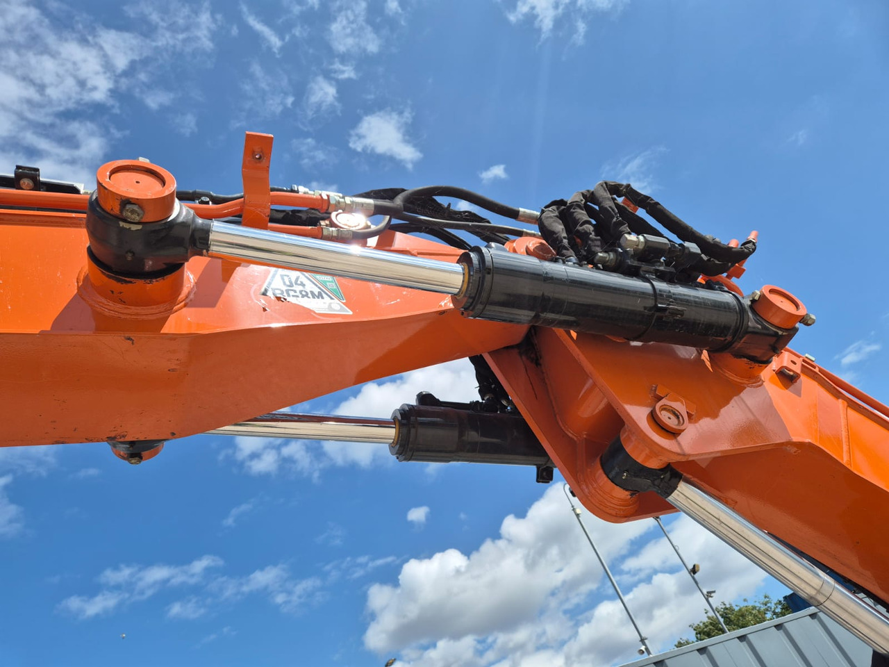 Hitachi ZX85USBR-6 2PB в лизинг Hitachi ZX85USBR-6 2PB: фото 12