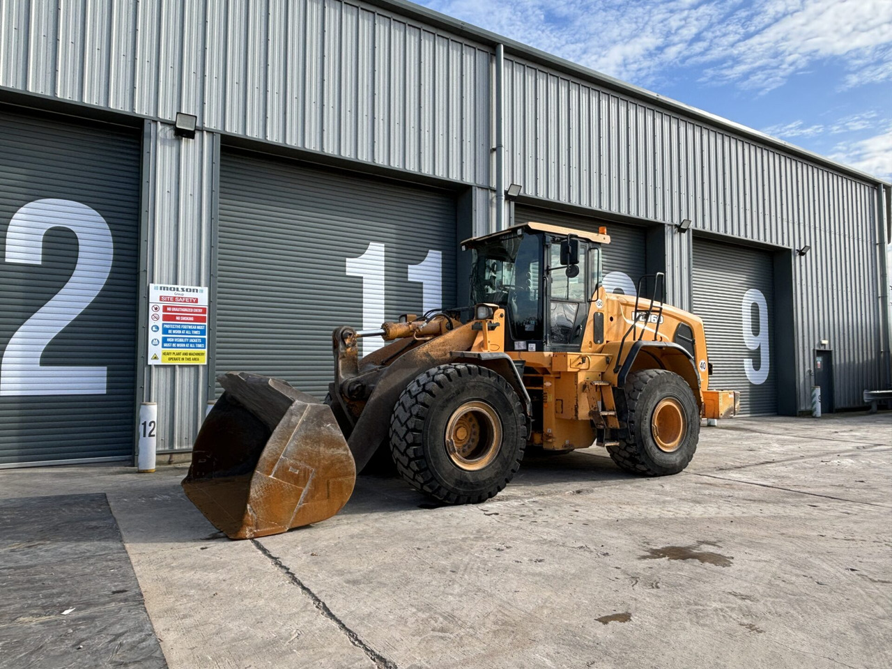 Hyundai HL960 - Колёсный погрузчик: фото 1 Hyundai HL960 - Колёсный погрузчик: фото 1