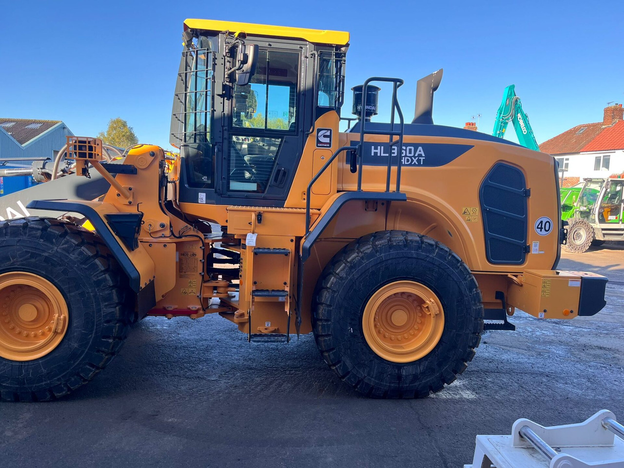 Hyundai HL960A - Колёсный погрузчик: фото 2 Hyundai HL960A - Колёсный погрузчик: фото 2