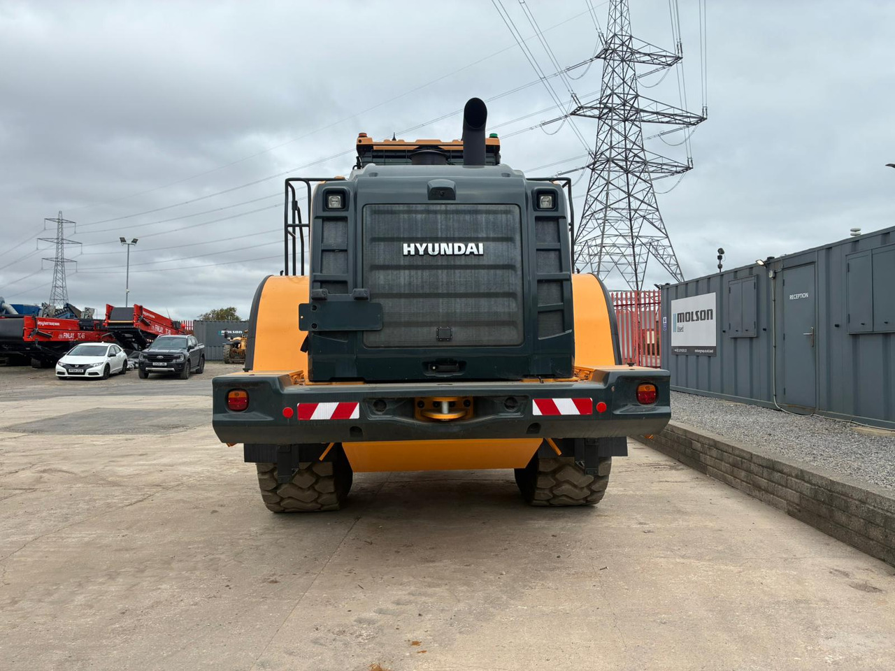 Hyundai HL980A - Колёсный погрузчик: фото 4 Hyundai HL980A - Колёсный погрузчик: фото 4